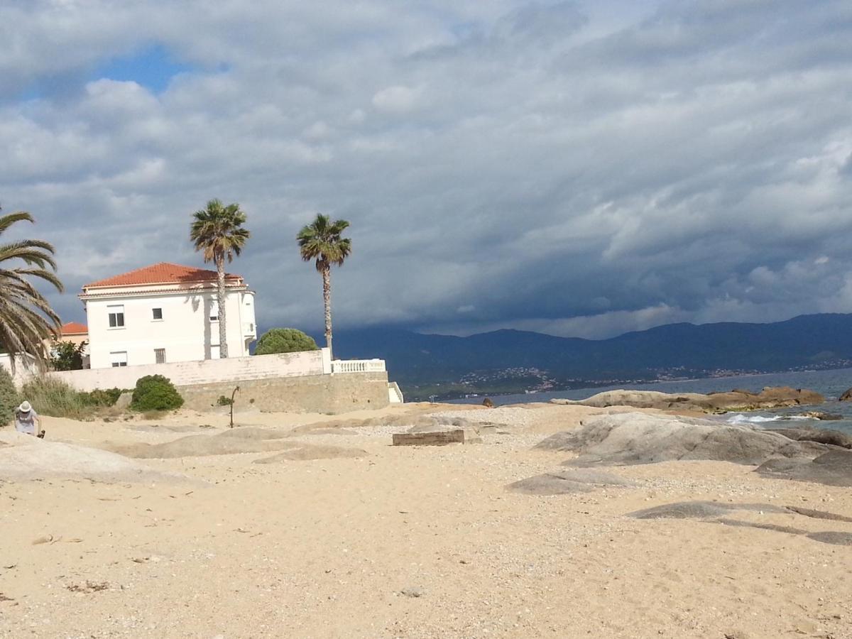 F2 Le Lavezzi Apartment Ajaccio  Exterior photo